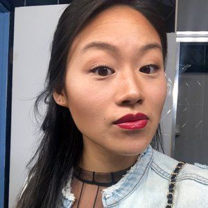 Meet your Posher, Vickie